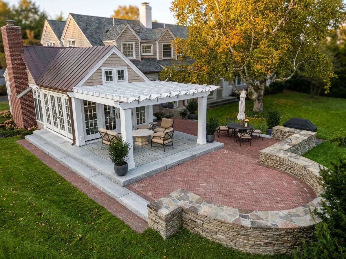 Elegant Outdoor Living in Duxbury
